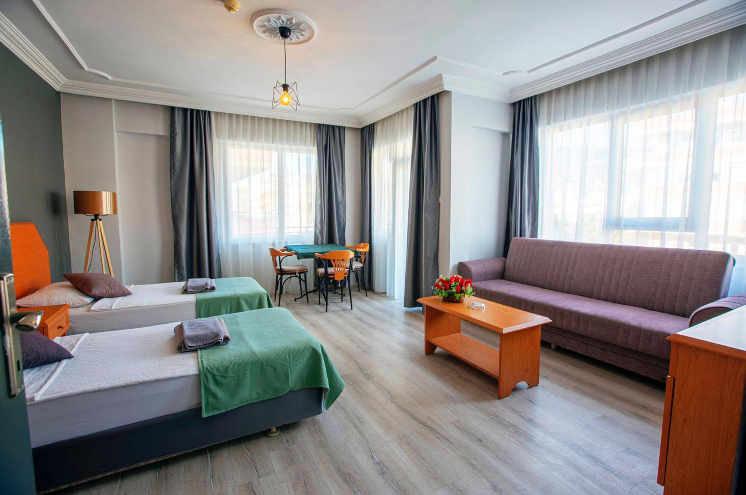 Hma Hotel & Suites Аланя Екстериор снимка